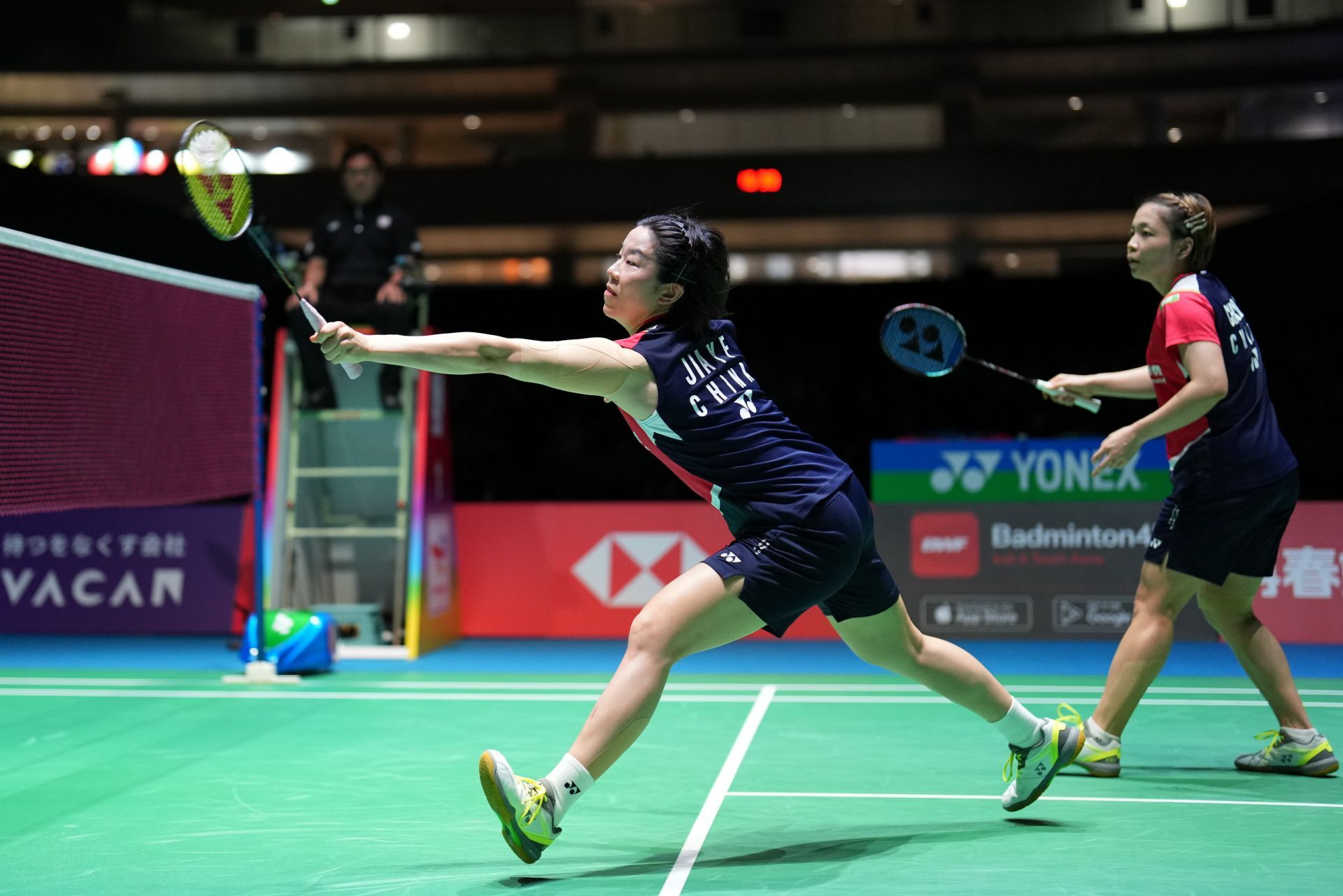 巴西队医：阿利松目前状态正常；接下来几天将密切关注他.